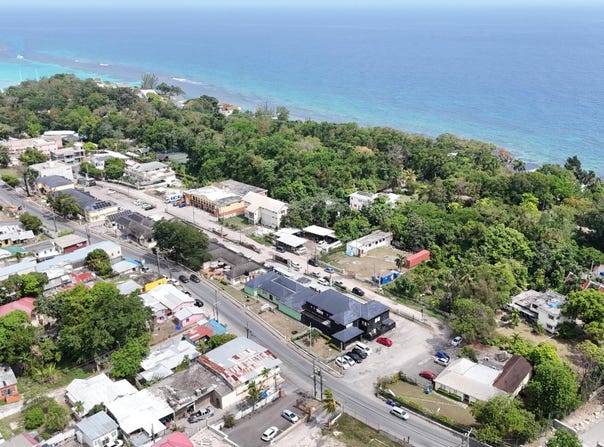 HERMOSA BEACH, OCHO RIOS, Ocho Rios, St. Ann
