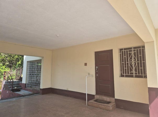 1 FOREST HILL, Kingston 19, St. Andrew