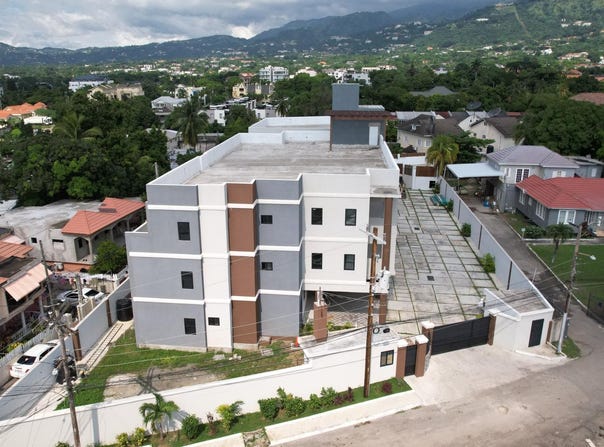 12 ST. MICHAEL'S TERRACE unit: 11, Kingston 6, St. Andrew