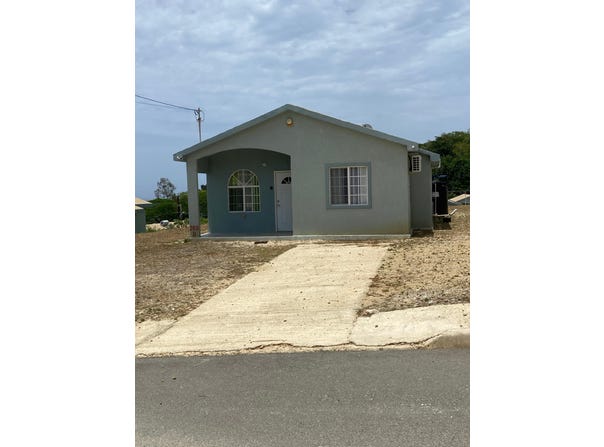 269 CAMELOT VILLAGE - DISC BY, Laughlands, St. Ann