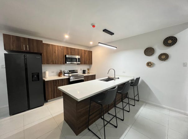 4 SUNSET DRIVE, Kingston 10, St. Andrew