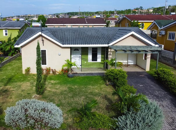 37 STONEBROOK MANOR, STONEBROOK, Trelawny