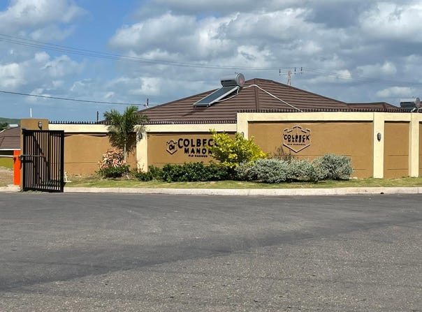 95 COLBECK MANOR, OLD HARBOU, Colbeck, St. Catherine