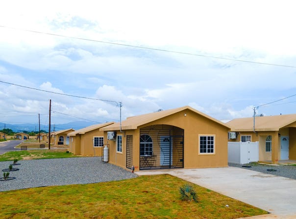 PHOENIX PARK VILLAGE 2 unit: 821, Dunbeholding, St. Catherine