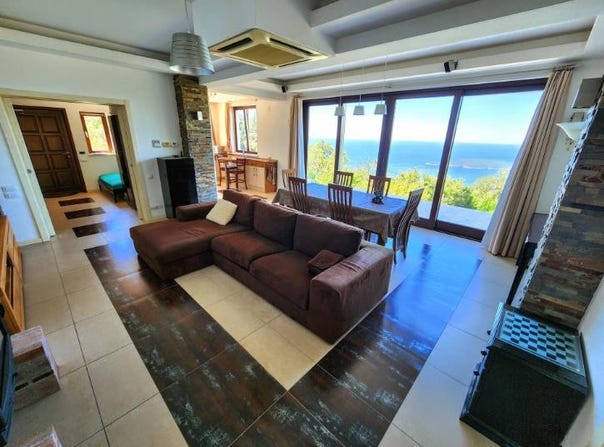 Sveti Stefan, Budva Municipality 85315