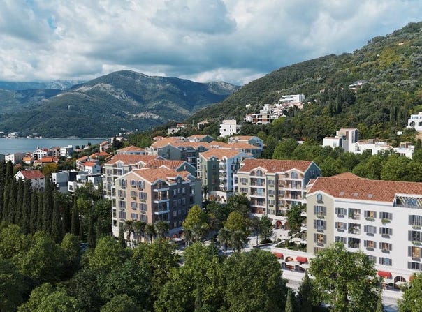 Tivat, Tivat Municipality 82000