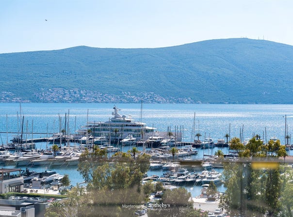 Tivat, Tivat Municipality 82000