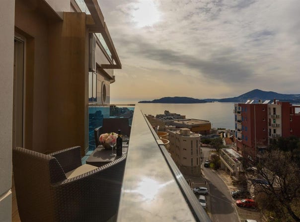 Budva, Budva Municipality 86000