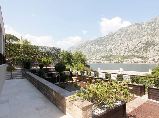 Muo, Kotor Municipality