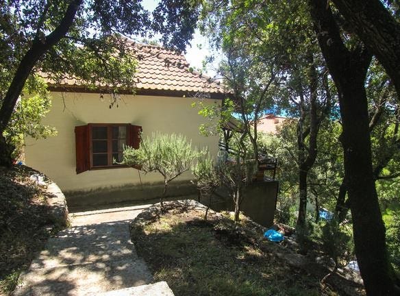 Utjeha-Bušat, Bar Municipality 85356