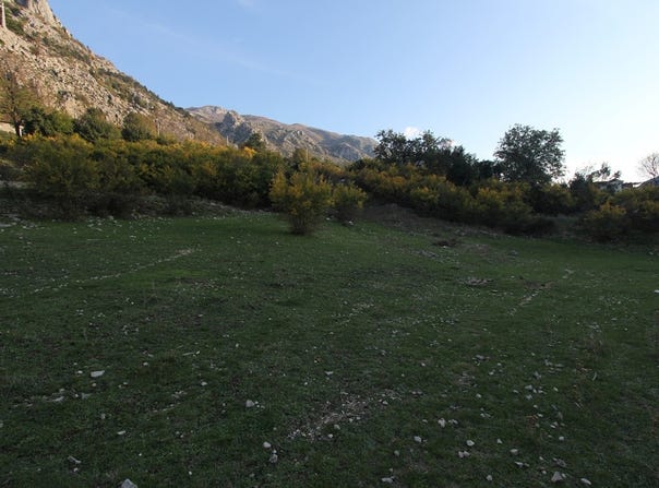 Plot in Dobrota, Dobrota, Kotor