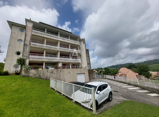LE ROBERT, La Trinité 97231