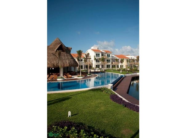 Isla Victoria, Isla Dorada km. 12.5 Zona Hotelera 1, Benito Juarez CDMX, Quintana Roo 77500