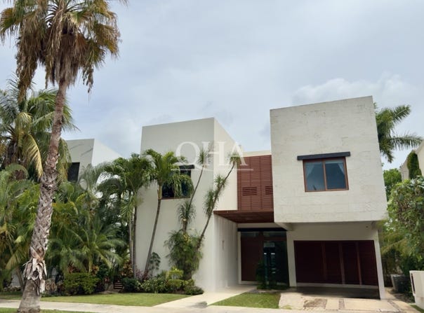 Puerto La Paz, Cancún, Quintana Roo 77500