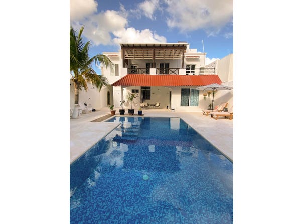 C. Trasatlántico Mz 25 Lt. 2, Joaquín Zetina Gasca, Villas Morelos I, 77580 Puerto Morelos, Q.R., Mexico, Puerto Morelos, Quintana Roo 77580