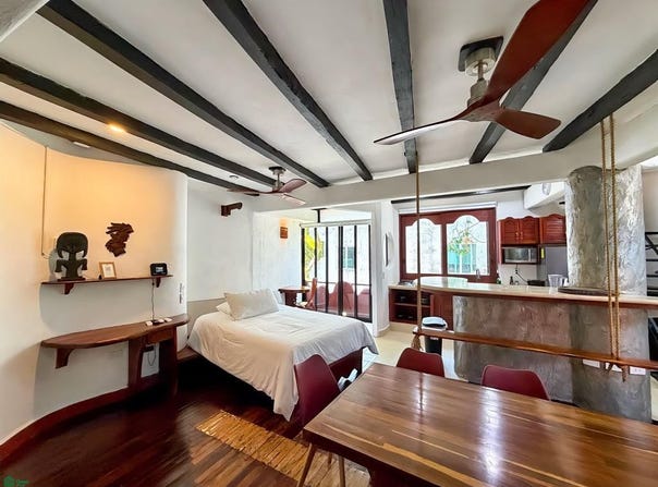 5ta AV, Playa Del Carmen, Quintana Roo 77720
