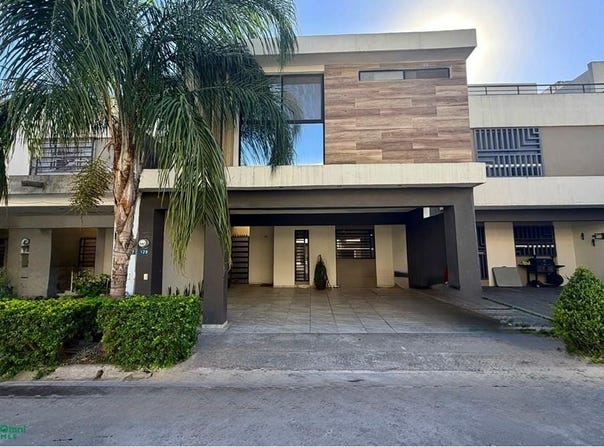Cerrada Gaeta 422, Fracc Cerradas de Sta Rosa 3er Sec, Apodaca, Nuevo León, Apodaca, Nuevo Leon 66600