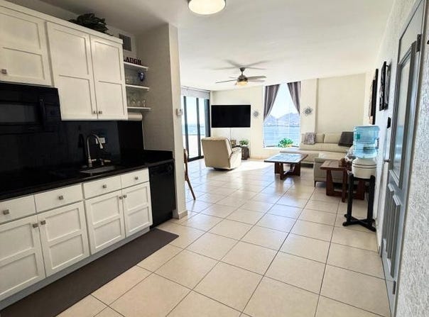 NEAR 1 MANLIO FABIO BELTRONES unit: 705, San Carlos, Sonora 85506