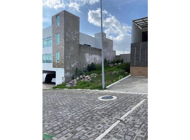 BOLTON 40, Lomas San Miguel, Puebla, Puebla, Puebla, Puebla 72471