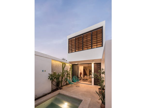 442 C. 74, Merida, Yucatan 97000
