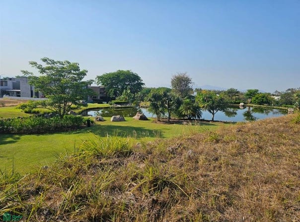 Azalea M27 L33 81 Altozano, Chiapa, Cuauhtémoc, Colima, Cuauhtemoc, Colima 28530