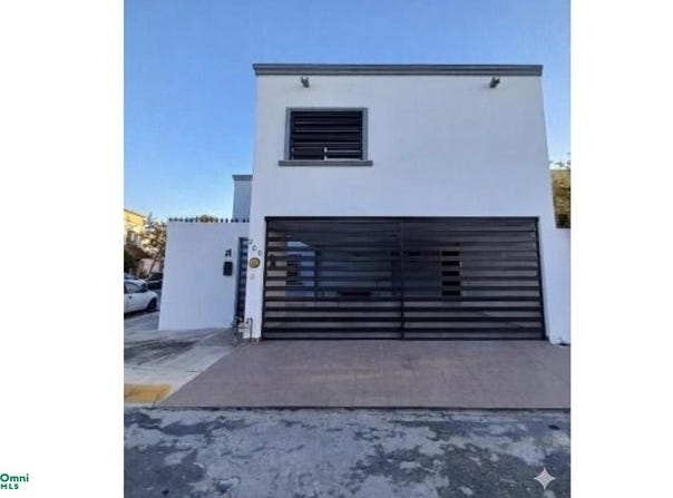 Calle Río Guayas 206, Fracc Privadas de Santa Rosa Sec 2, Apodaca, Nuevo León, Apodaca, Nuevo Leon 66610