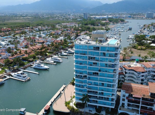 100 Vela unit: 2-F, Puerto Vallarta, JALISCO
