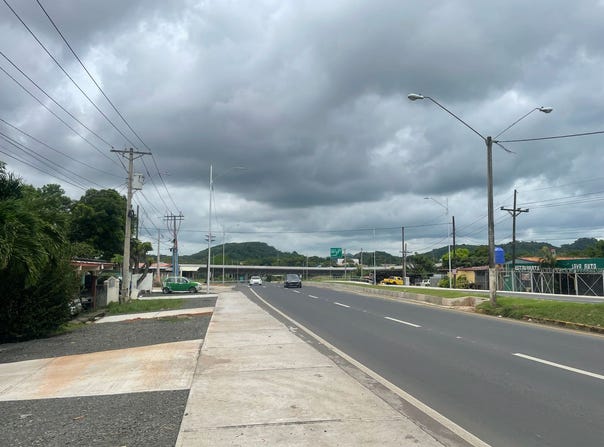 Frente a la Via interamericana, Almirante, Bocas del Toro, Almirante, Bocas del Toro