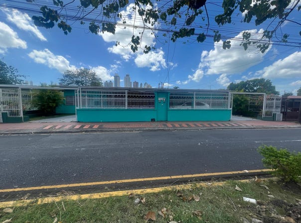 CASA COMERCIAL CALLE PRINCIPAL CHANIS, Panamá, Panamá