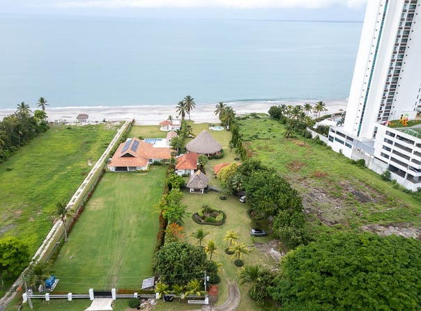 Farallon, Río Hato, Coclé Province