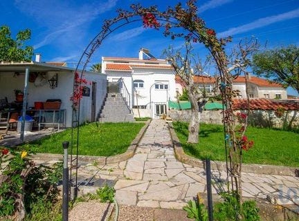 Oeiras, Lisboa 2740-109