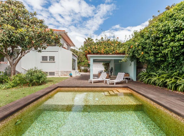 Carcavelos e Parede, Lisbon