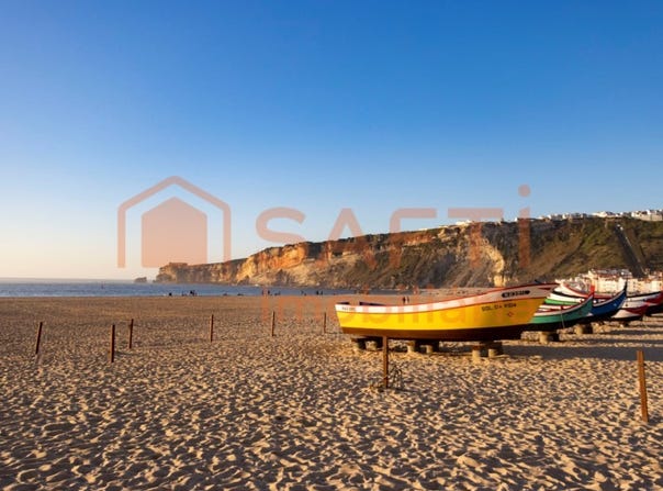Nazaré, Leiria District