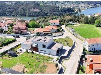 Penafiel, Porto