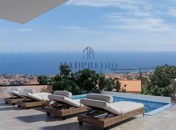 Monte, Madeira 9050