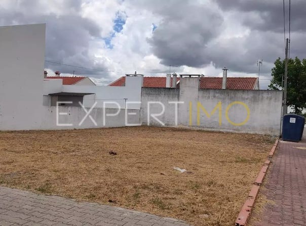 Bairro Zeca Afonso 49, 7080-173 Vendas Novas, Portugal, Évora, Évora District 7080-173