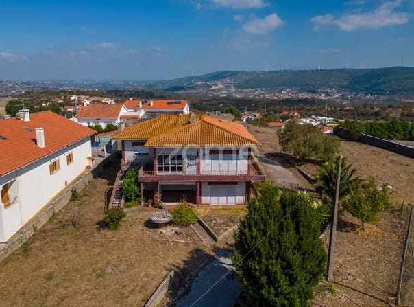 Porto de Mós, Leiria District