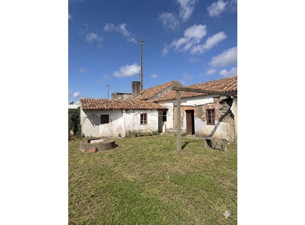Rua da Fábrica n26, Marinha Grande, Portugal, Marinha Grande, Leiria District 2430-473