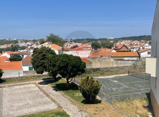 Foz Do Arelho, Leiria 2500
