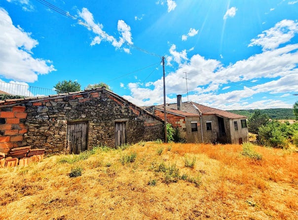 Espinhosela, Bragança District