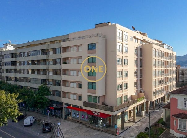 SANTO TIRSO, Porto District