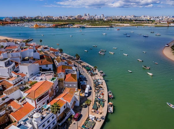 Ferragudo, Algarve 8400