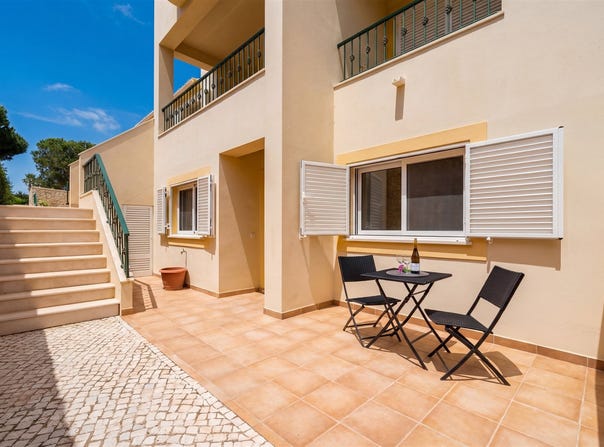Ferragudo, Algarve 8400