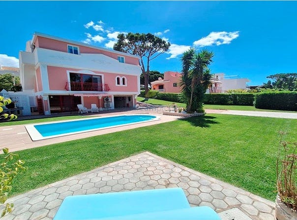 Quarteira, Algarve 8125-507