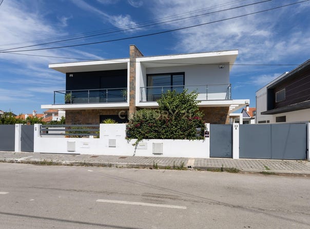 Fernão Ferro, Setubal