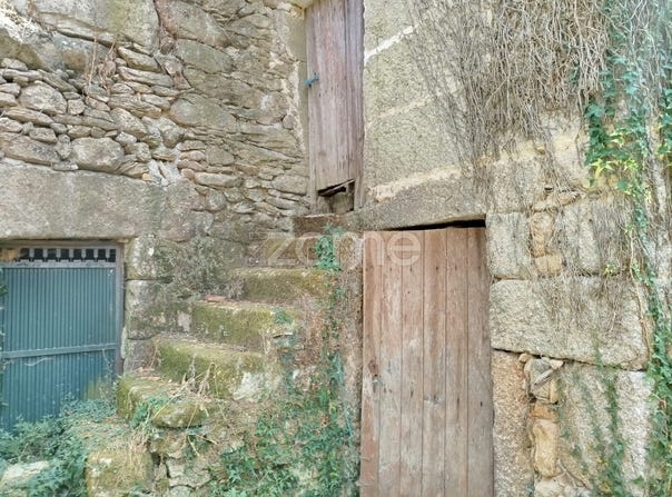 Moimenta da Beira, Viseu District