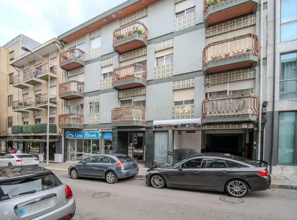 Rua 1.º de Maio, 4430-175 Vila Nova de Gaia, Portugal, Santa Marinha, Porto District 4430-175