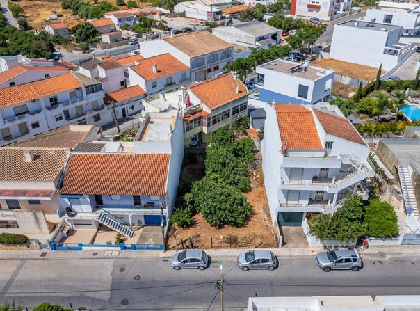 Portimão, Algarve 8500