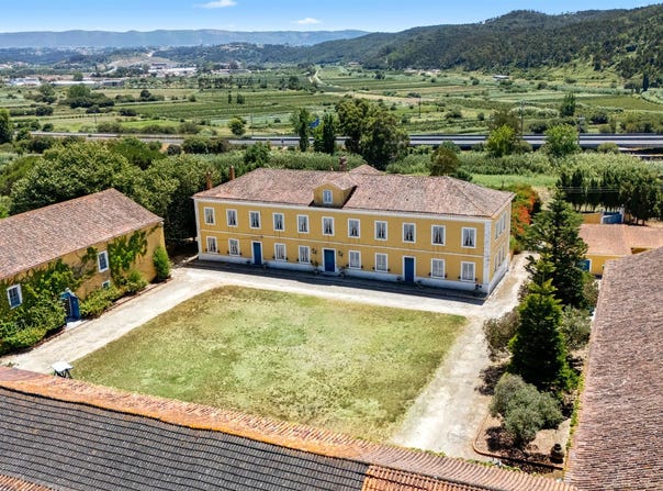 Valado Dos Frades, Leiria 2450