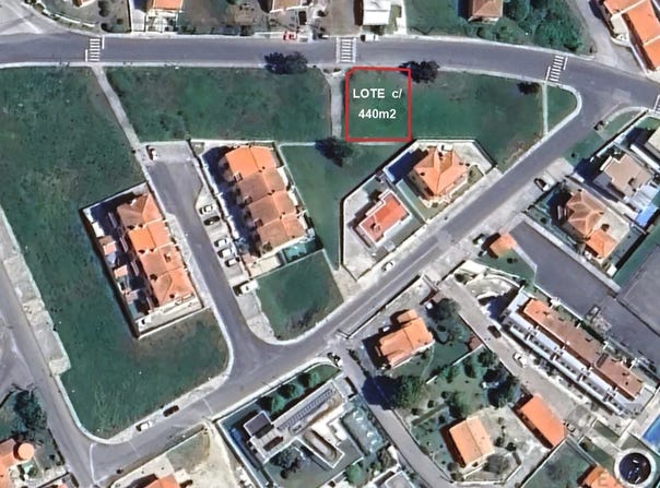 Nossa Senhora do Pópulo, Leiria District 2500
